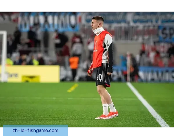 马斯坦托诺回应争议：我不是梅西也非最差引援的真实心声自白解析